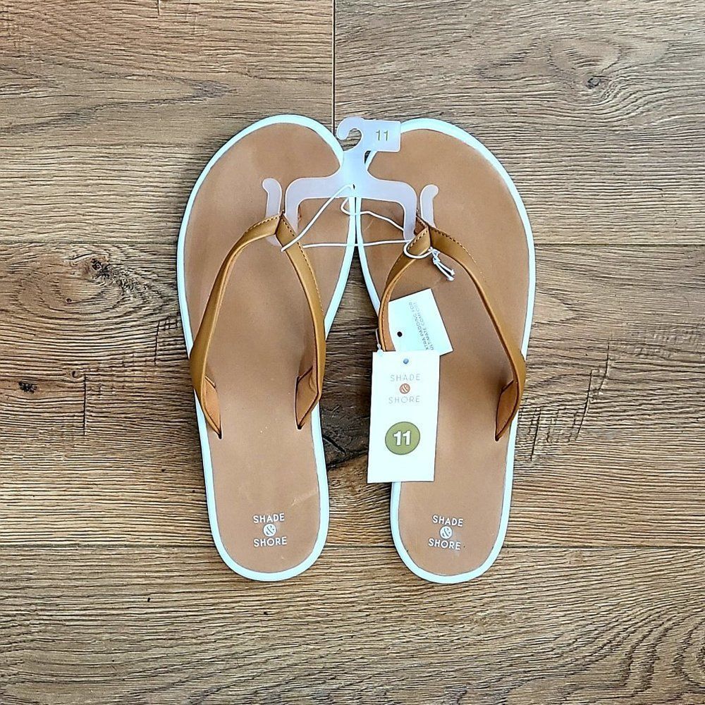 Women's Sandals Flip Flops Non Marking Extra Padding Ultimate Comfort NWT